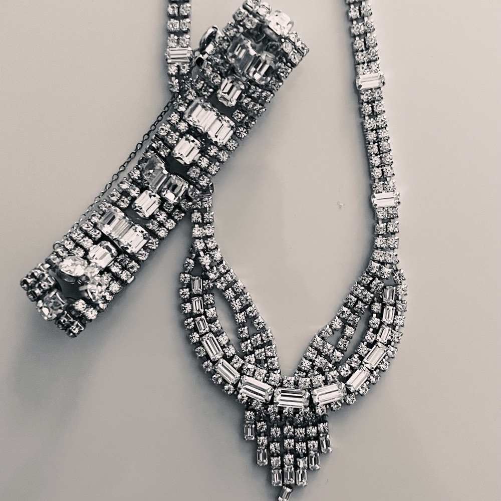Vintage Silver Rhinestone Necklace and Bracelet Set